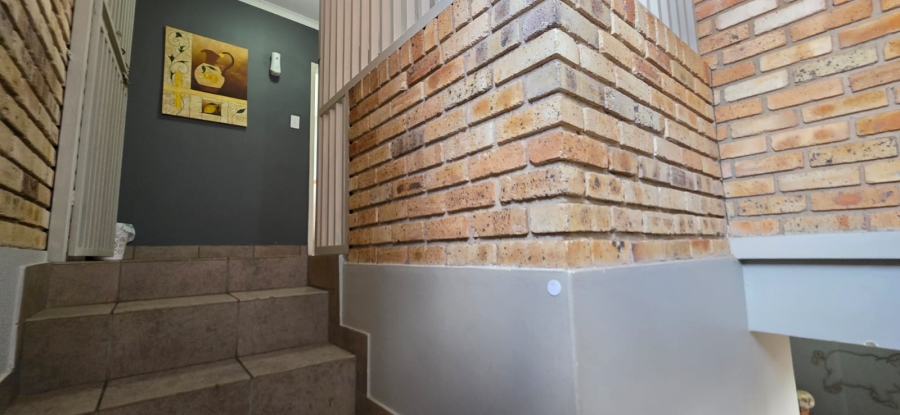 4 Bedroom Property for Sale in Miederpark North West